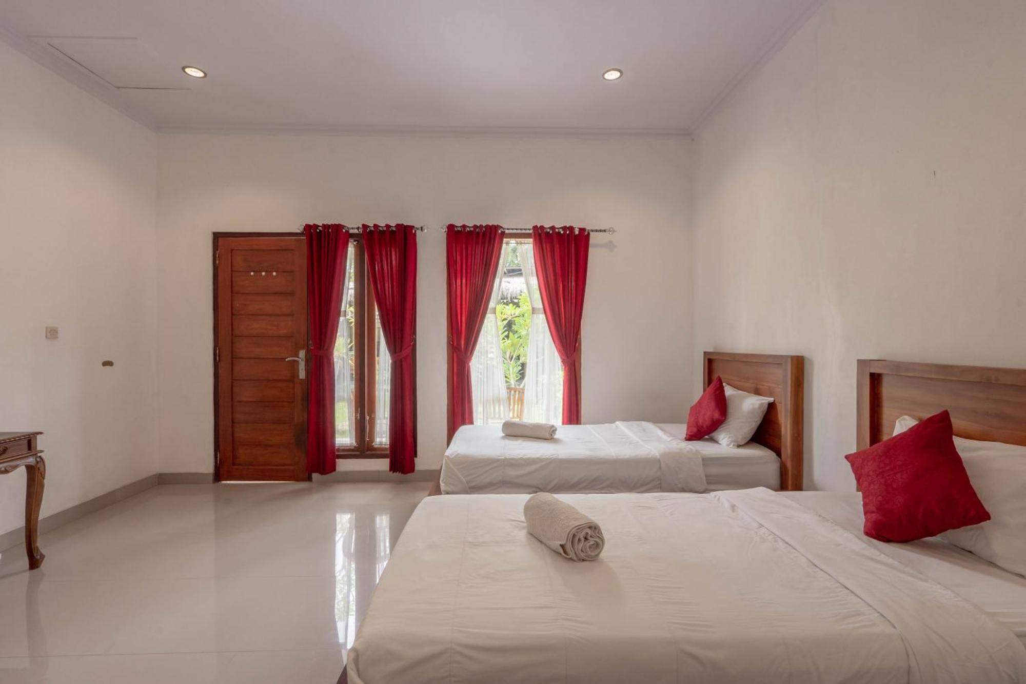 Toyapakeh Omah Nusa Villa Redpartner מראה חיצוני תמונה