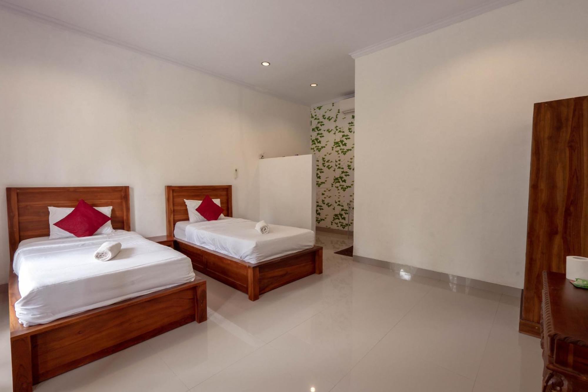 Toyapakeh Omah Nusa Villa Redpartner מראה חיצוני תמונה